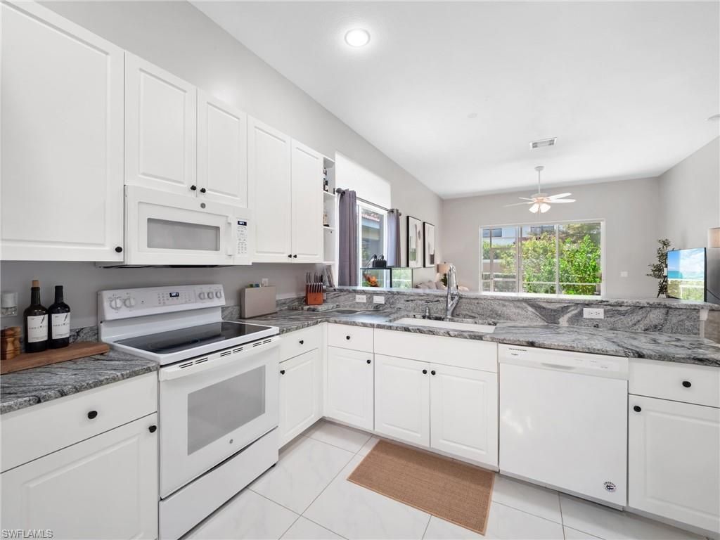 15620 Laguna Hills Dr, Fort Myers, FL 33908 Photo