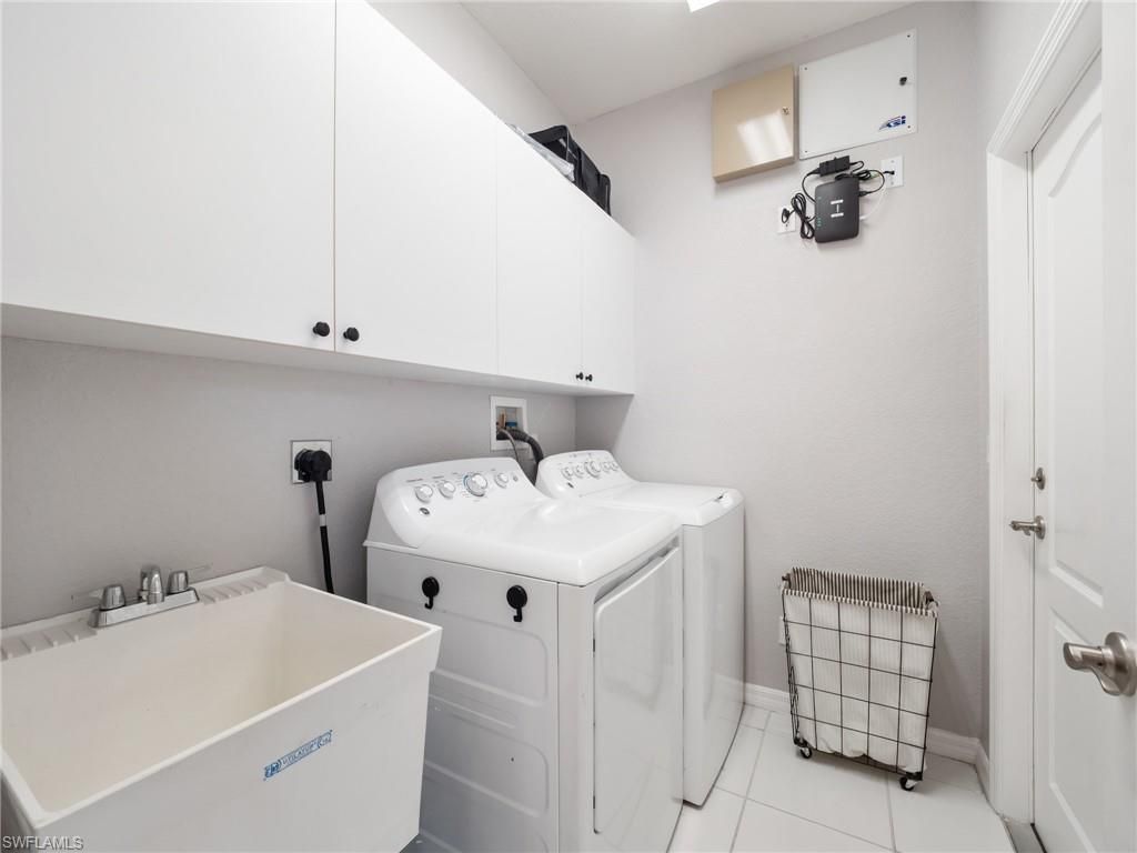 15620 Laguna Hills Dr, Fort Myers, FL 33908 Photo