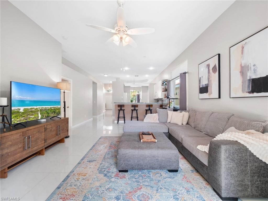 15620 Laguna Hills Dr, Fort Myers, FL 33908 Photo