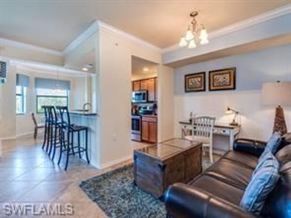 9723 Acqua CT, Unit 332, NAPLES, FL 34113