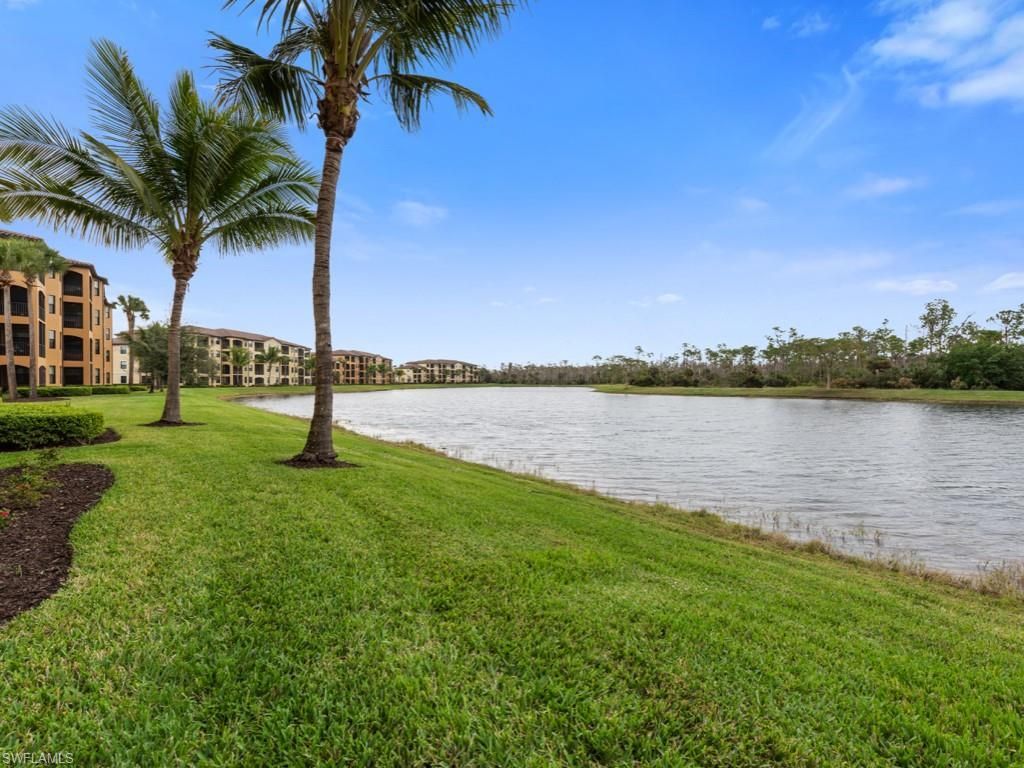 9723 Acqua Ct, Unit 332, Naples, FL 34113 Photo