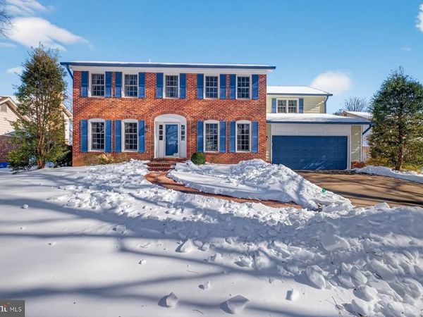 14 FAIRWOOD COURT, ROCKVILLE, MD 20850