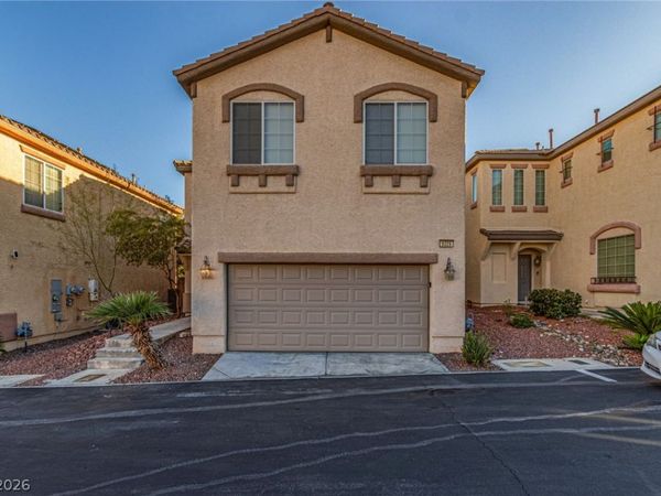 9329 Colorful Rainbow Avenue, Las Vegas, NV 89166