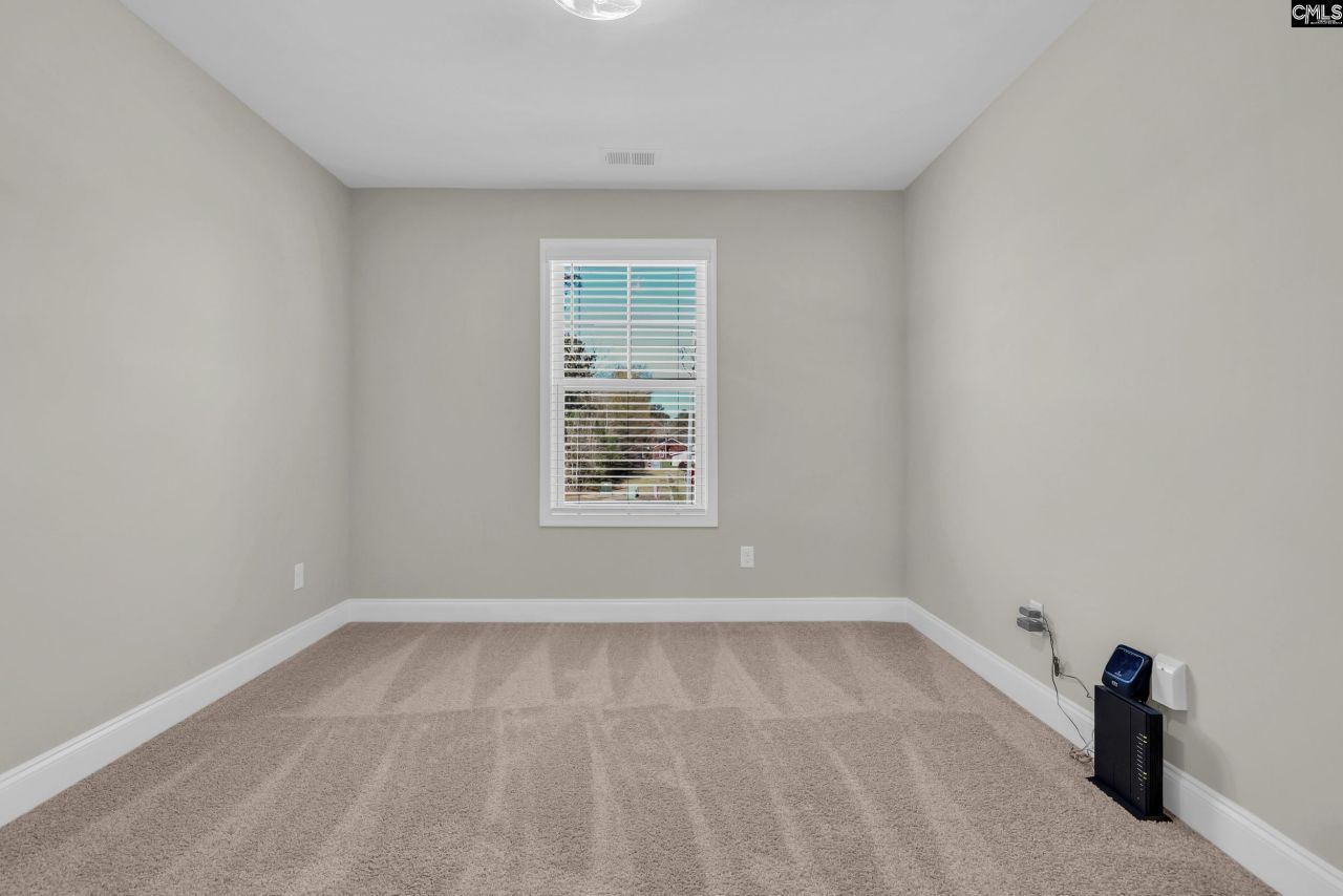 328 Conductor (lot 56) Lane Photo 22