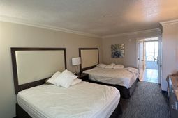 1105 S Ocean Blvd. photo 4