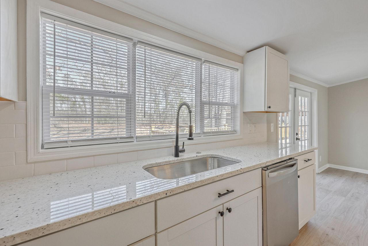 205 Riptide Road Photo 12