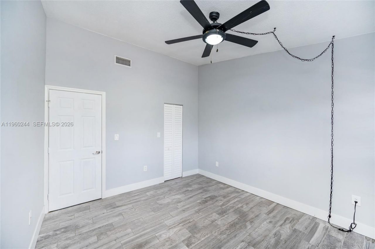 14271 Kendale Lakes Cir, Miami, FL 33183 Photo