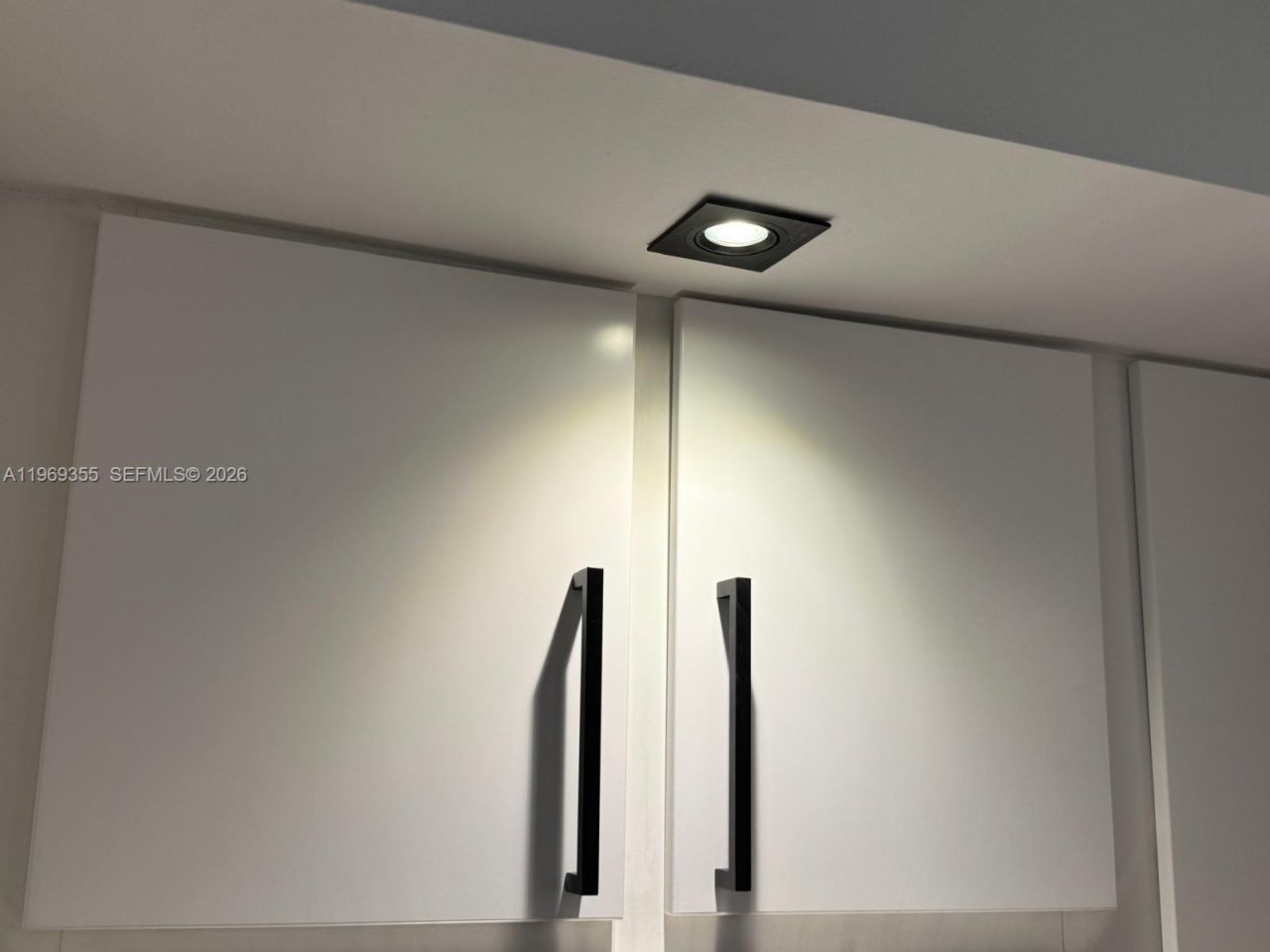 19370 Collins Ave , Unit 319, Sunny Isles Beach, FL 33160 Photo