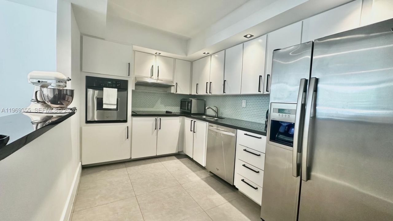 19370 Collins Ave, Unit 319, Sunny Isles Beach, FL 33160 Photo