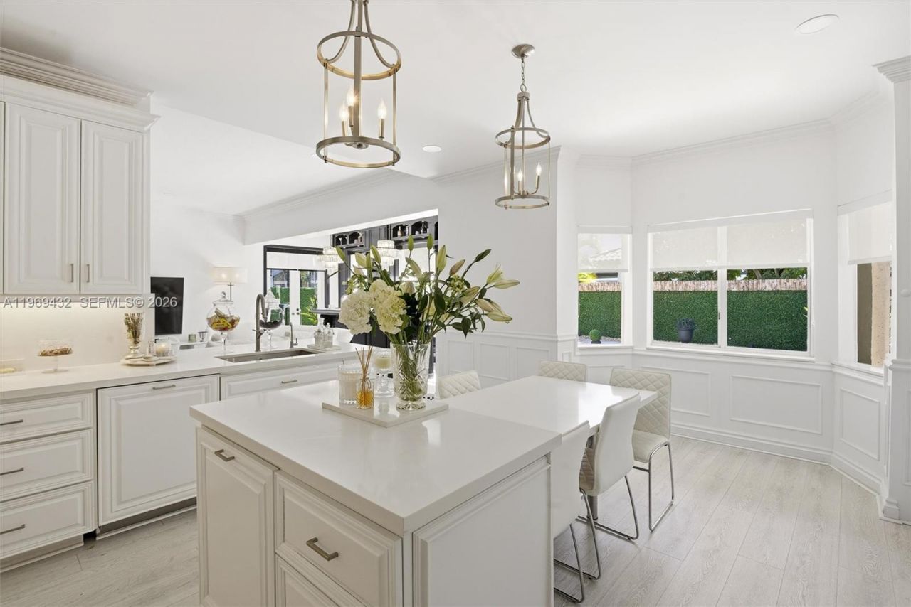 9449 NW 54th Doral Cir Ln, Doral, FL 33178 Photo