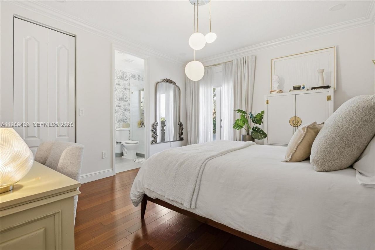 9449 NW 54th Doral Cir Ln, Doral, FL 33178 Photo