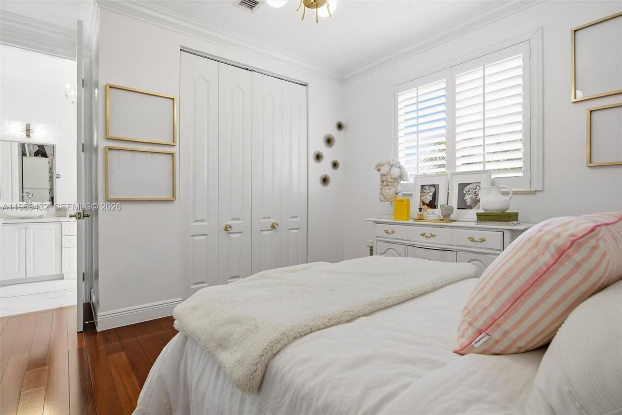 9449 NW 54th Doral Cir Ln, Doral, FL 33178 Photo