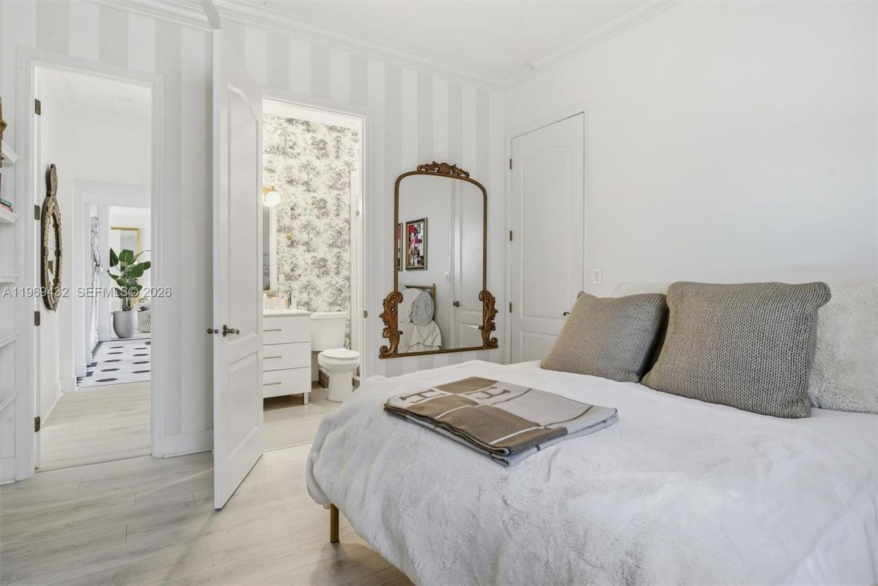 9449 NW 54th Doral Cir Ln, Doral, FL 33178 Photo