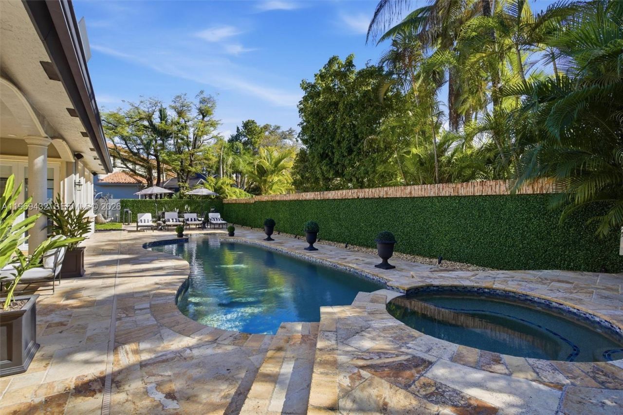 9449 NW 54th Doral Cir Ln, Doral, FL 33178 Photo