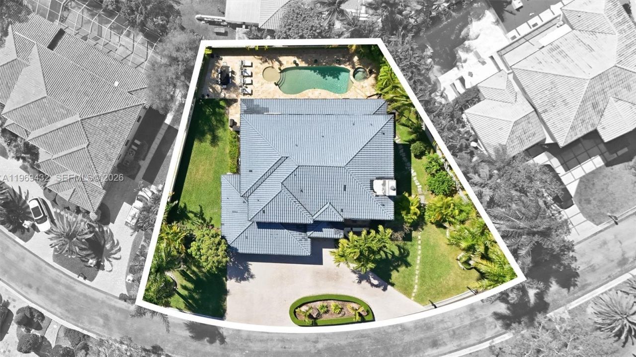 9449 NW 54th Doral Cir Ln, Doral, FL 33178 Photo