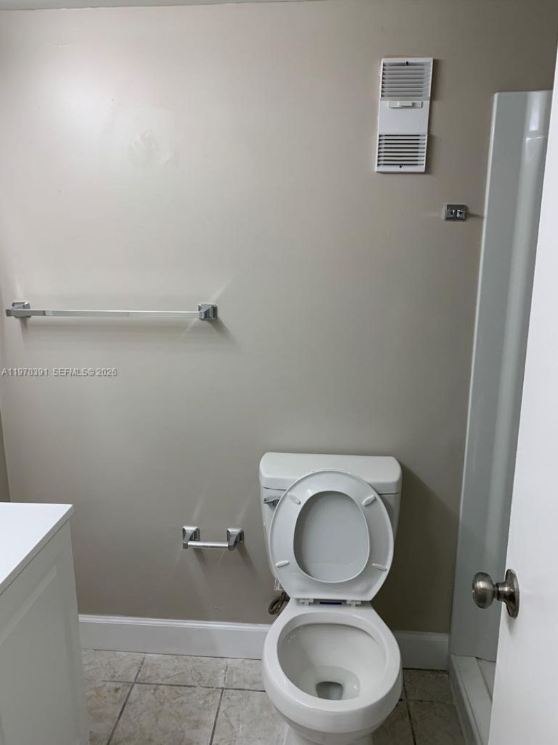 8700 N Sherman Cir , Unit 305, Miramar, FL 33025 Photo