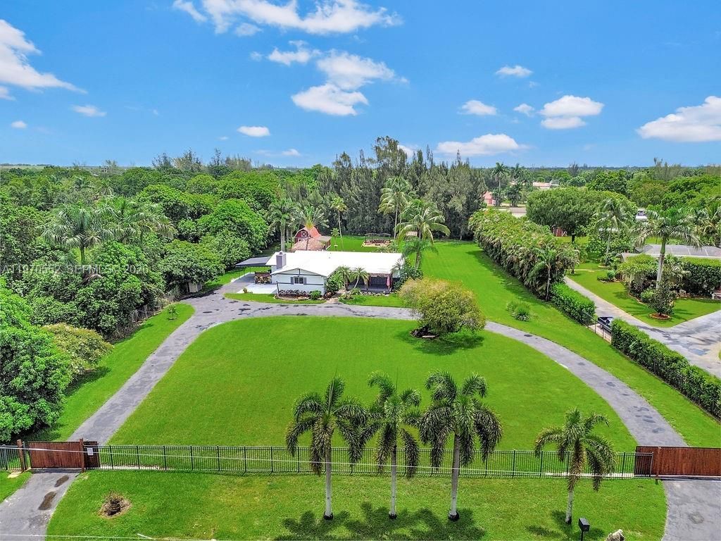 5300 SW 162nd Ave, Southwest Ranches, FL 33331 Photo