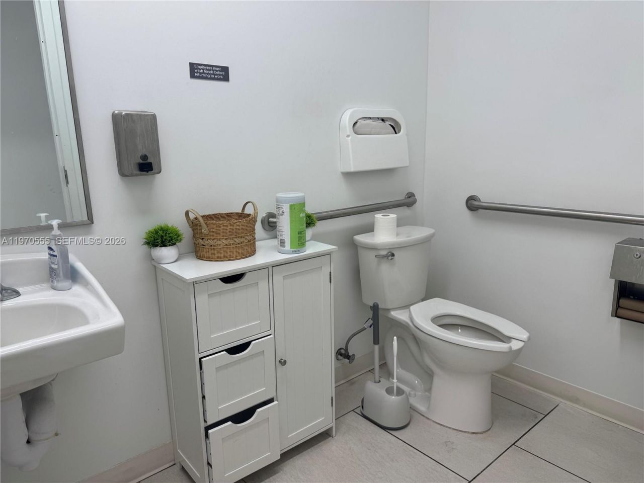 505 NE 125th St , North Miami, FL 33161 Photo