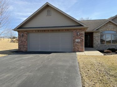 Byron, IL 61010
