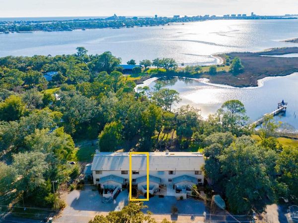 15009 Innerarity Pt Rd, Pensacola, FL 32507