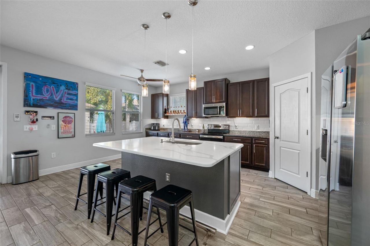 827 12th Avenue S, Saint Petersburg, FL 33701 Photo