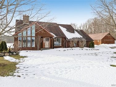 10900 Bowen Road, Attica, NY 14011