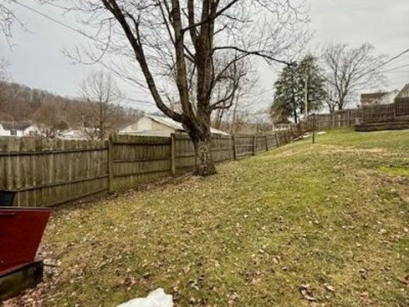 20 Maple Street , Glouster, OH 45732 Photo 6