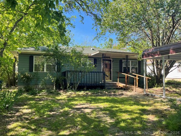 346 W 8th Street , Atoka, OK 74525