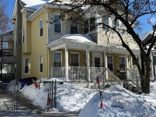 31-33 Suffolk St, Springfield, MA 01109