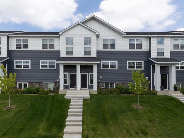 3159 Clover Ridge Drive, Chaska, MN 55318