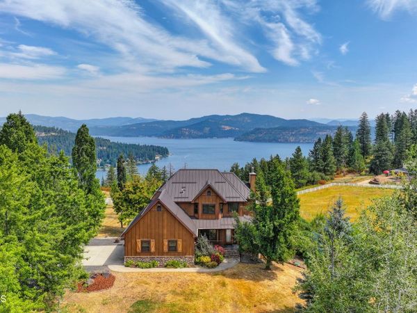 19750 Providence Ln , Worley, ID 83876