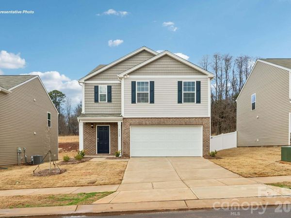 1431 Mammoth Road , Hickory, NC 28602