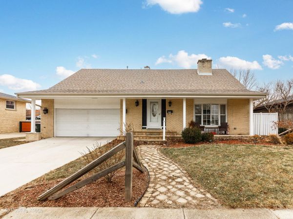 272 Prospect Avenue, Wood Dale, IL 60191