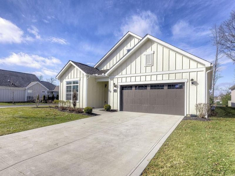 3326 Strickland Drive, Unit 1, New Albany, OH 43054 Photo 2