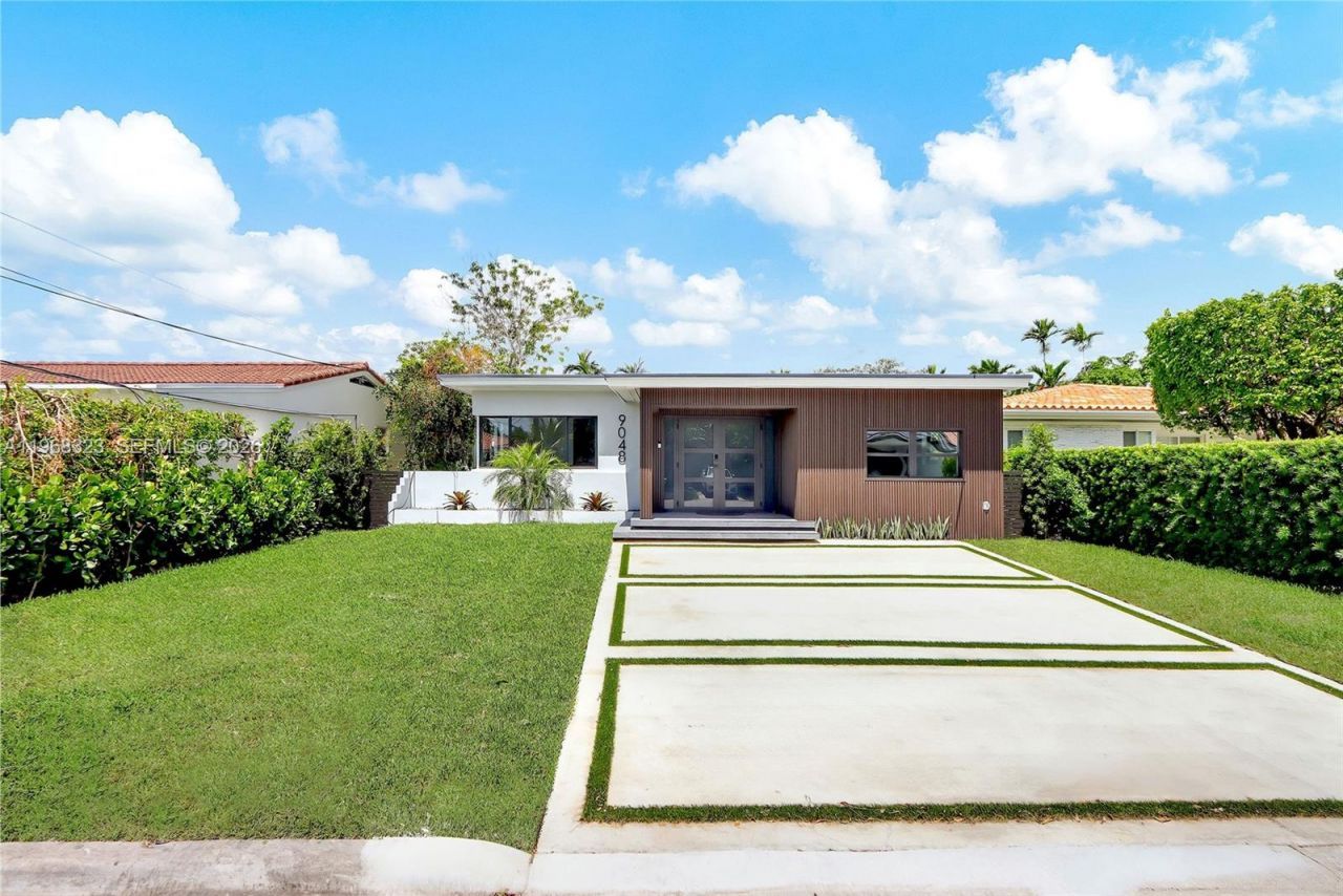 9048 Dickens Ave, Surfside, FL 33154 Photo