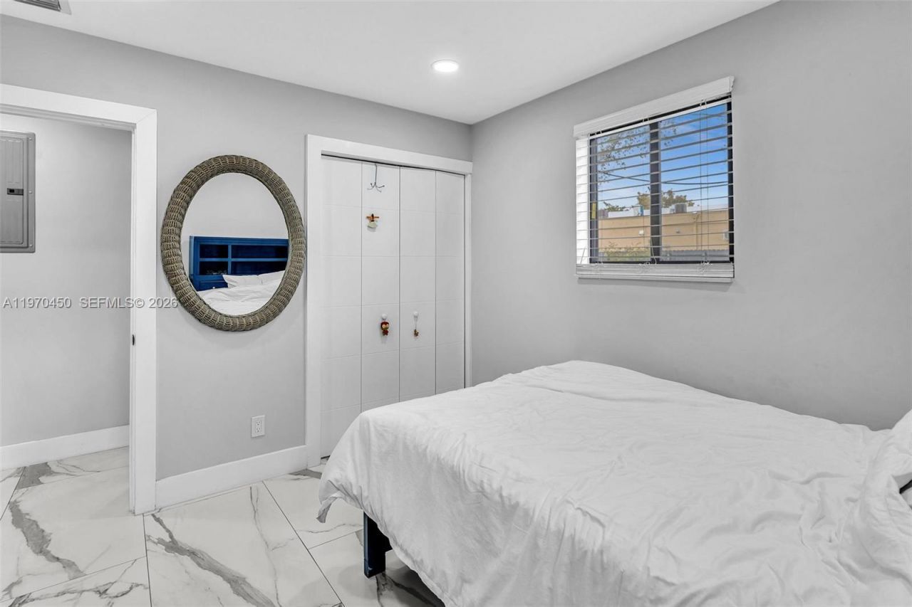 6781 Franklin St, Hollywood, FL 33024 Photo