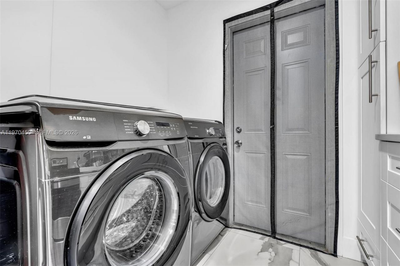 6781 Franklin St, Hollywood, FL 33024 Photo