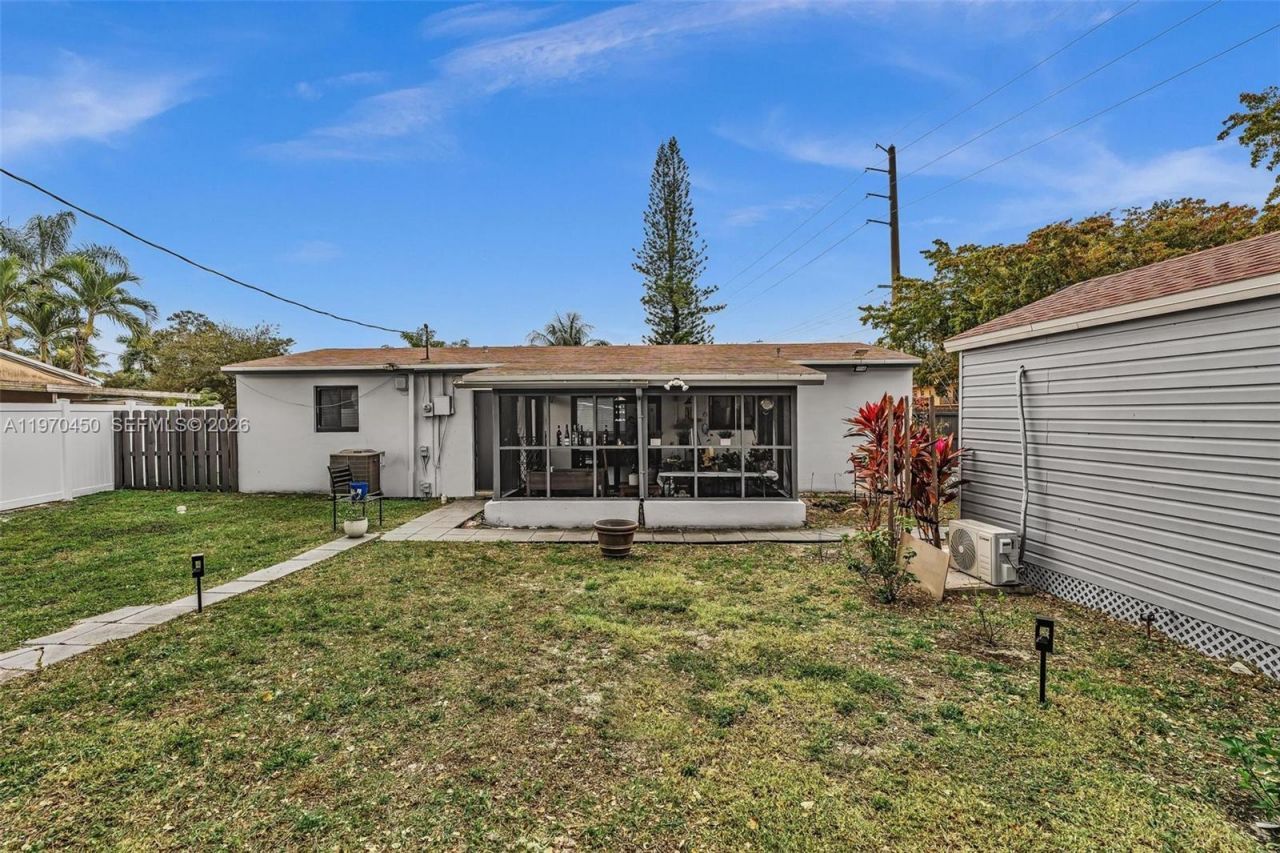 6781 Franklin St, Hollywood, FL 33024 Photo