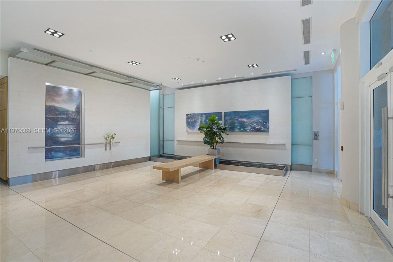 2101 Brickell Ave , Unit 1812, Miami, FL 33129 Photo