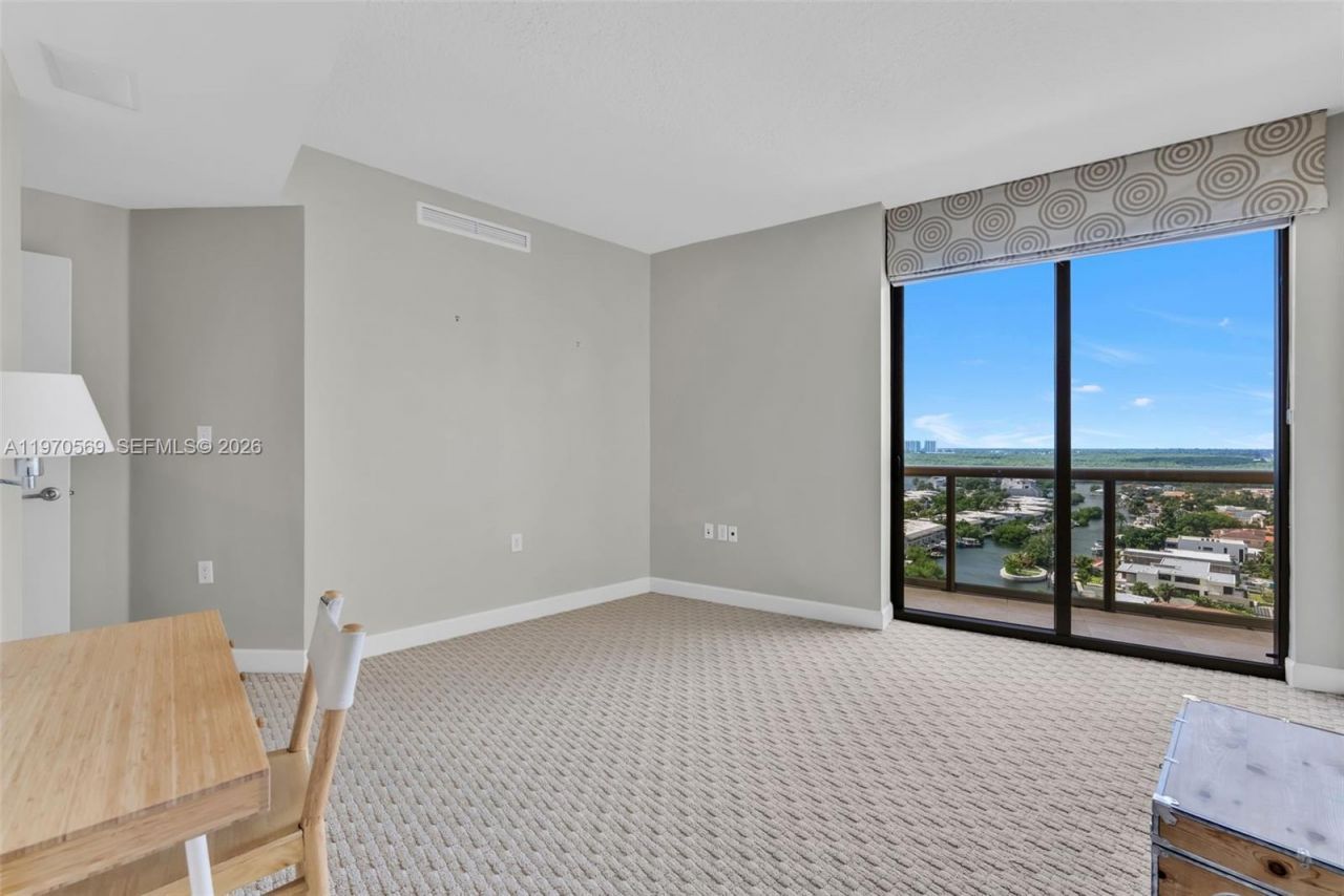 16275 Collins Ave, Unit 1604, Sunny Isles Beach, FL 33160 Photo