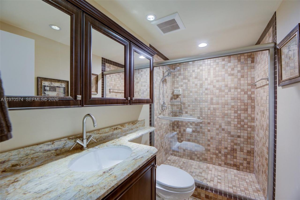 15108 Ashland Dr, Unit 221, Delray Beach, FL 33484 Photo