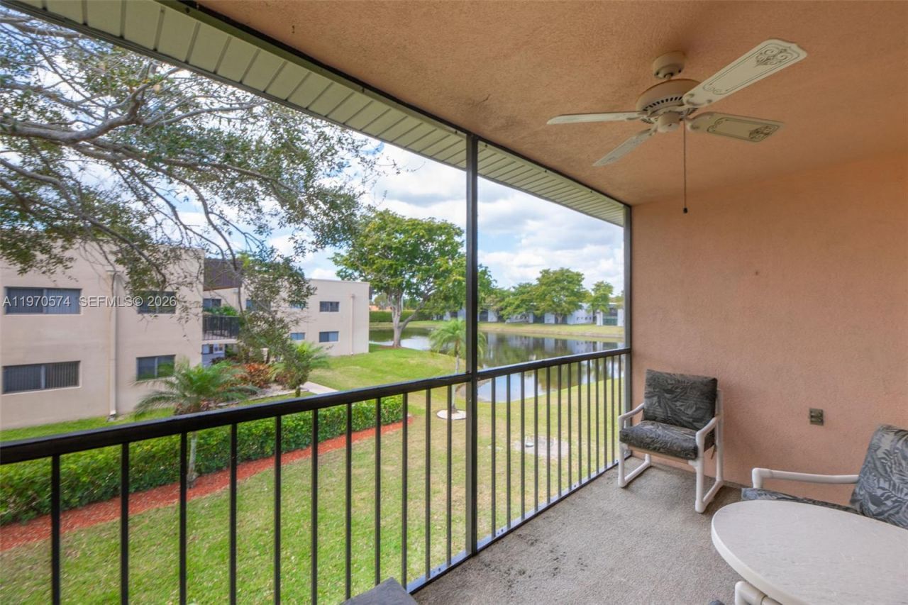 15108 Ashland Dr, Unit 221, Delray Beach, FL 33484 Photo