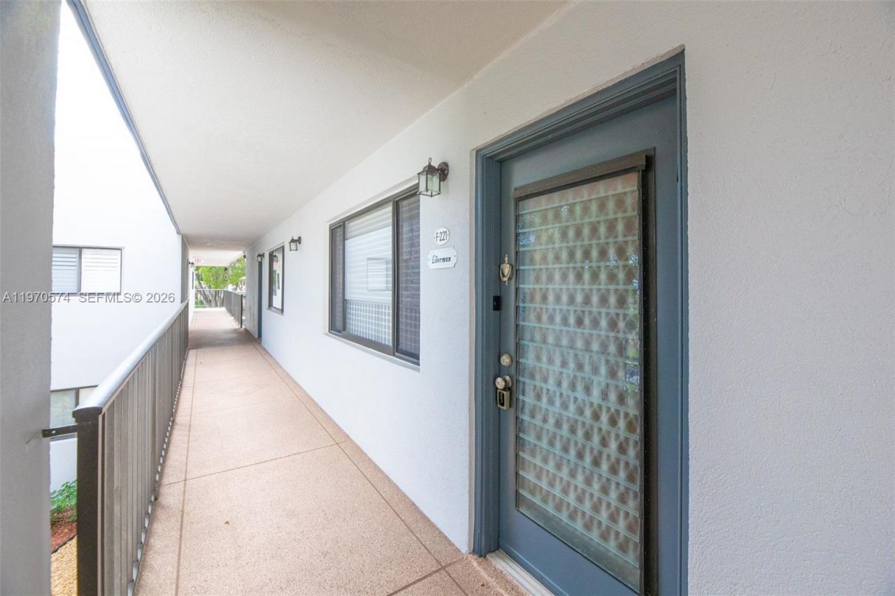 15108 Ashland Dr, Unit 221, Delray Beach, FL 33484 Photo