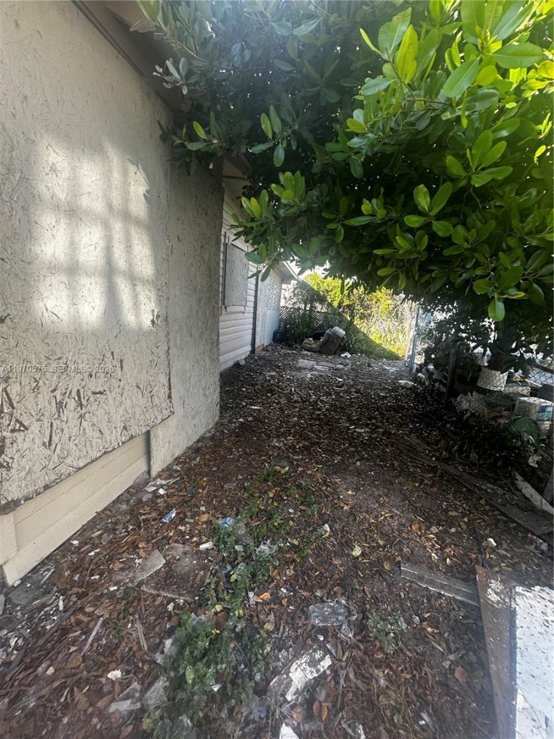 1919 SW 2nd St, Unit c, Miami, FL 33135 Photo