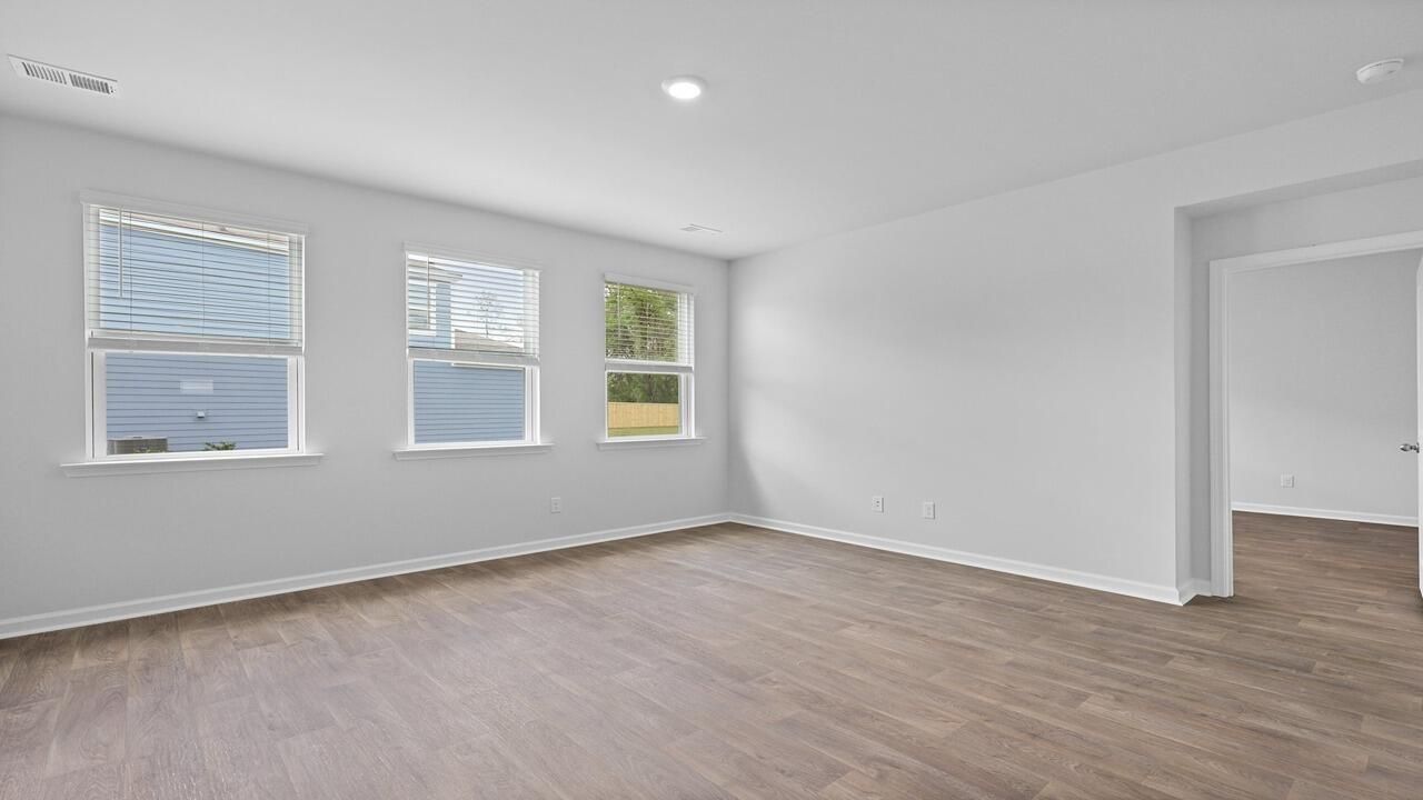 8 Castle Hill Drive Photo 16