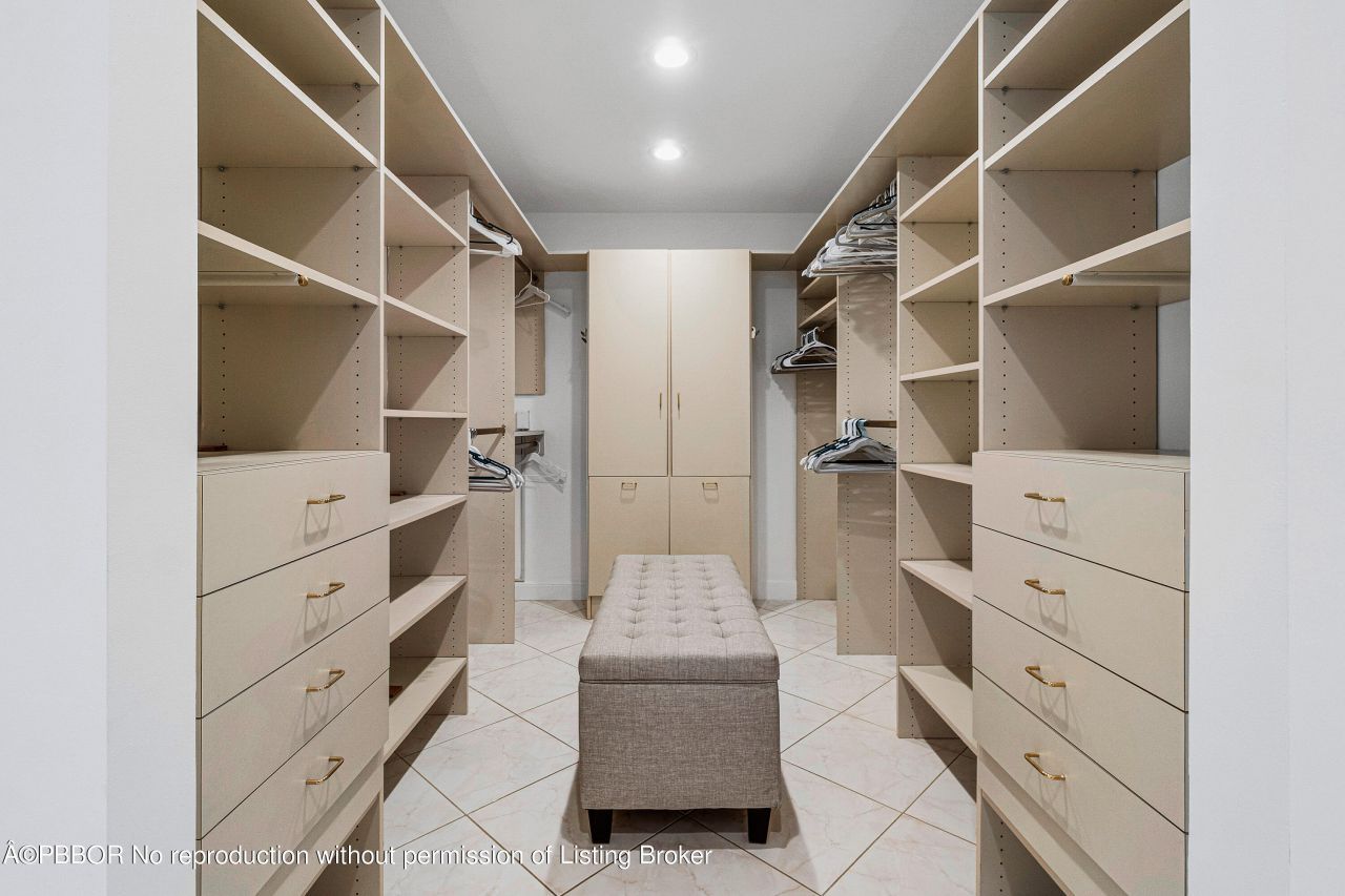 241 List Road, Palm Beach, FL 33480 Photo