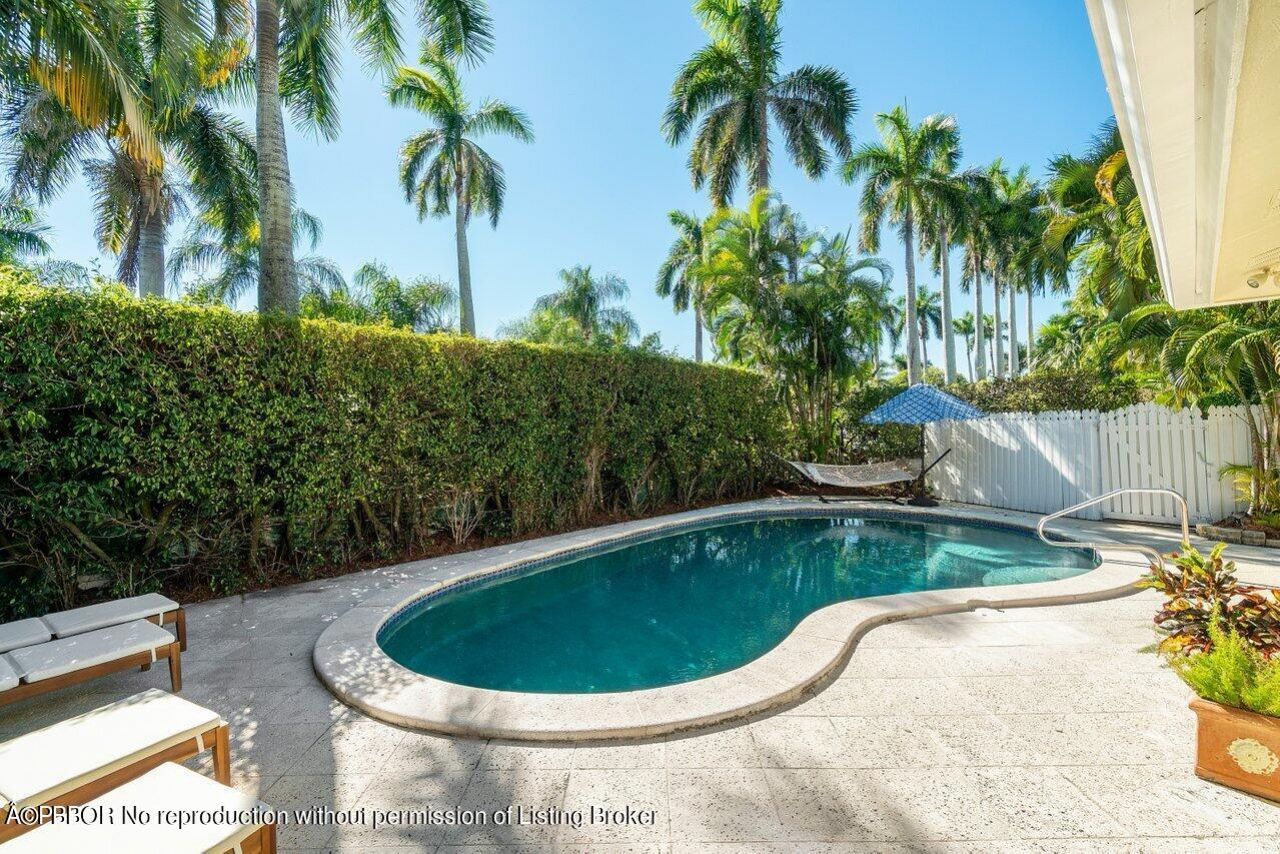 241 List Road, Palm Beach, FL 33480 Photo