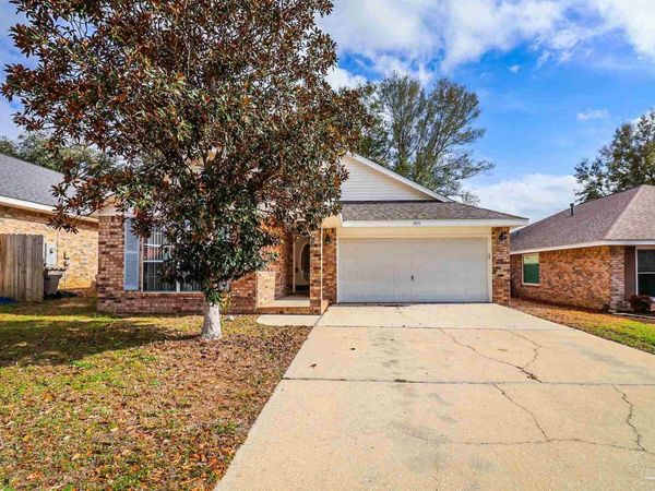 7909 Cayenne Way, Pensacola, FL 32526
