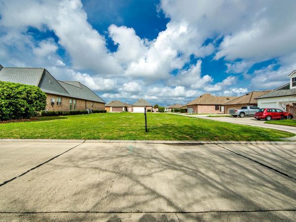 137 Rue Saint Rachel, Houma, LA 70360