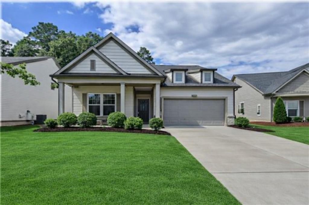 5650 Bergeson Way, Cumming, GA 30028 Main Photo